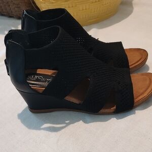 Sofft Euro Soft Black Mesh Sandals